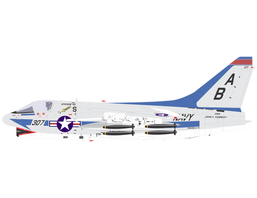 A-7 самолет Corsair II